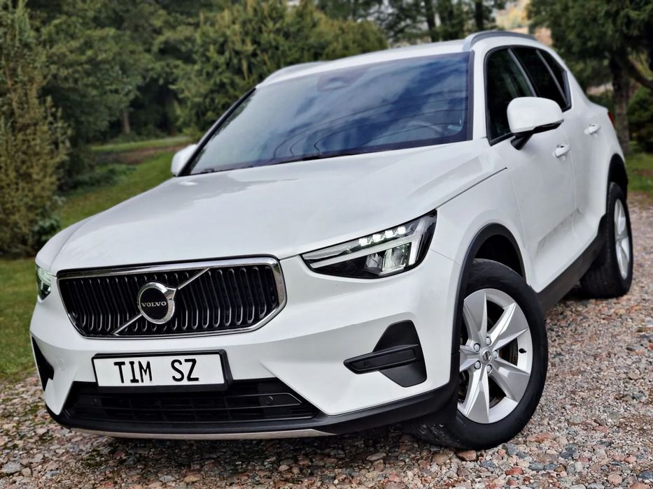 Volvo XC 40 BIAŁA Perła_EUROPA_ 2o22 rok_ Kamera COFANIA__ KeyLess_ B3 163 konie