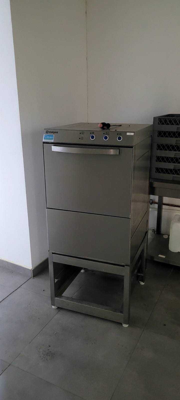 Zmywarka wyparzarka z podstawą 801501 stalgast, uniwersalna- 1szt