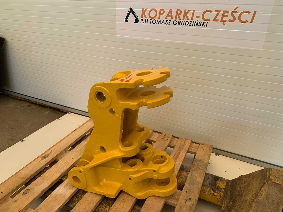 Suport obrotu (konik) New Holland LB 95-115, CASE 695 / 580, Hitachi