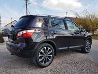Nissan Qashqai 2.0 Kamera 3D - Przebieg 137 tys * TEKENA + *