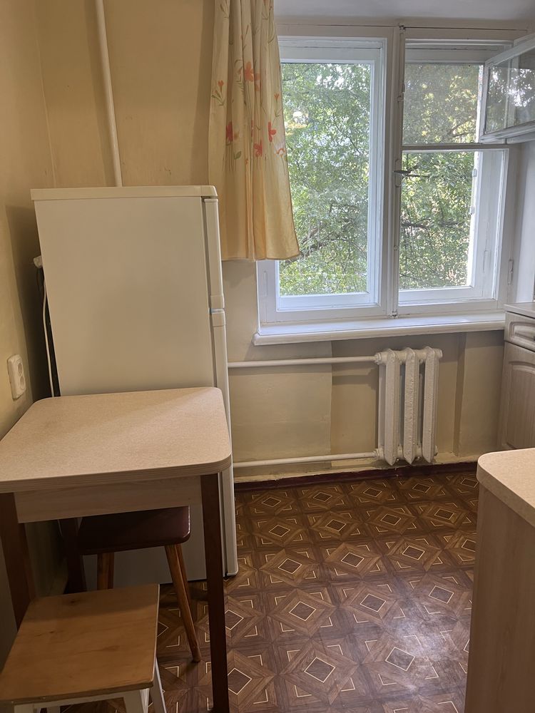 Продам 2х кімн кв по вул. Пугачова, район коллегіума 25