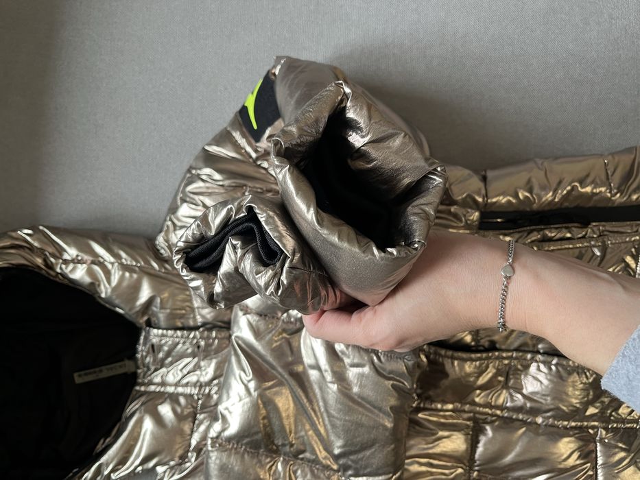 Зимова стильна фірмо куртка Diadora для дівчинки