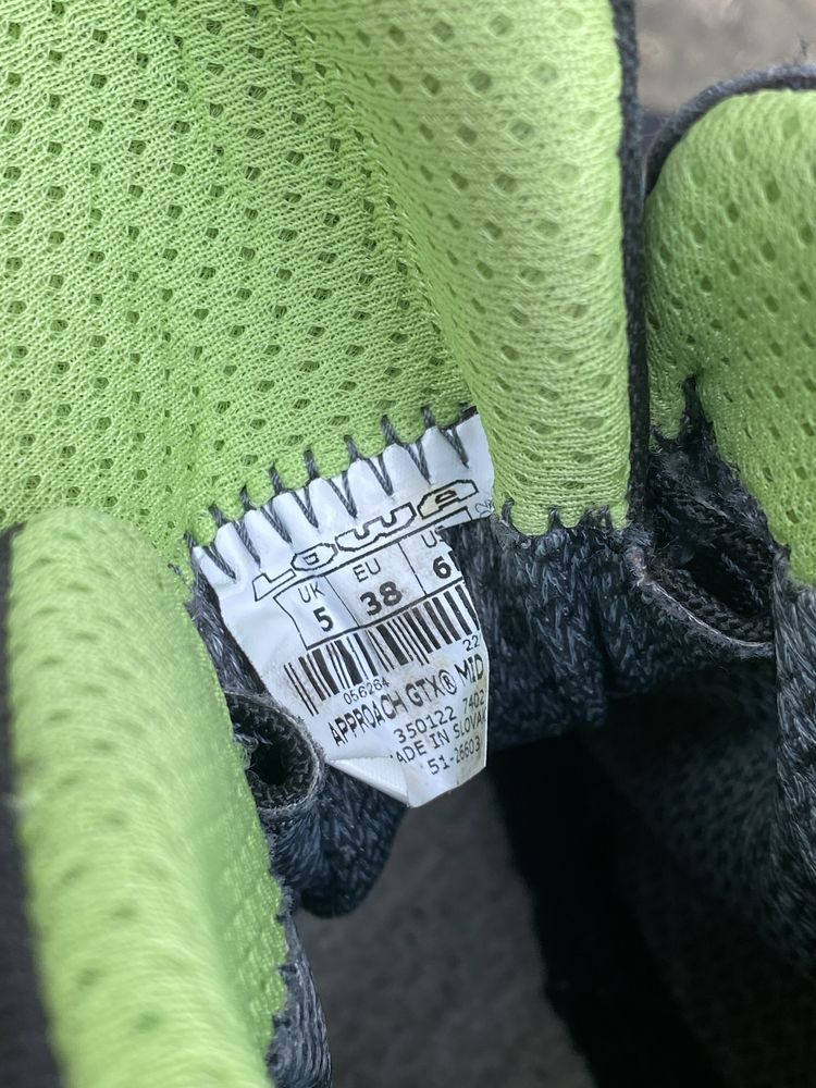 Ботинки Lowa gore tex