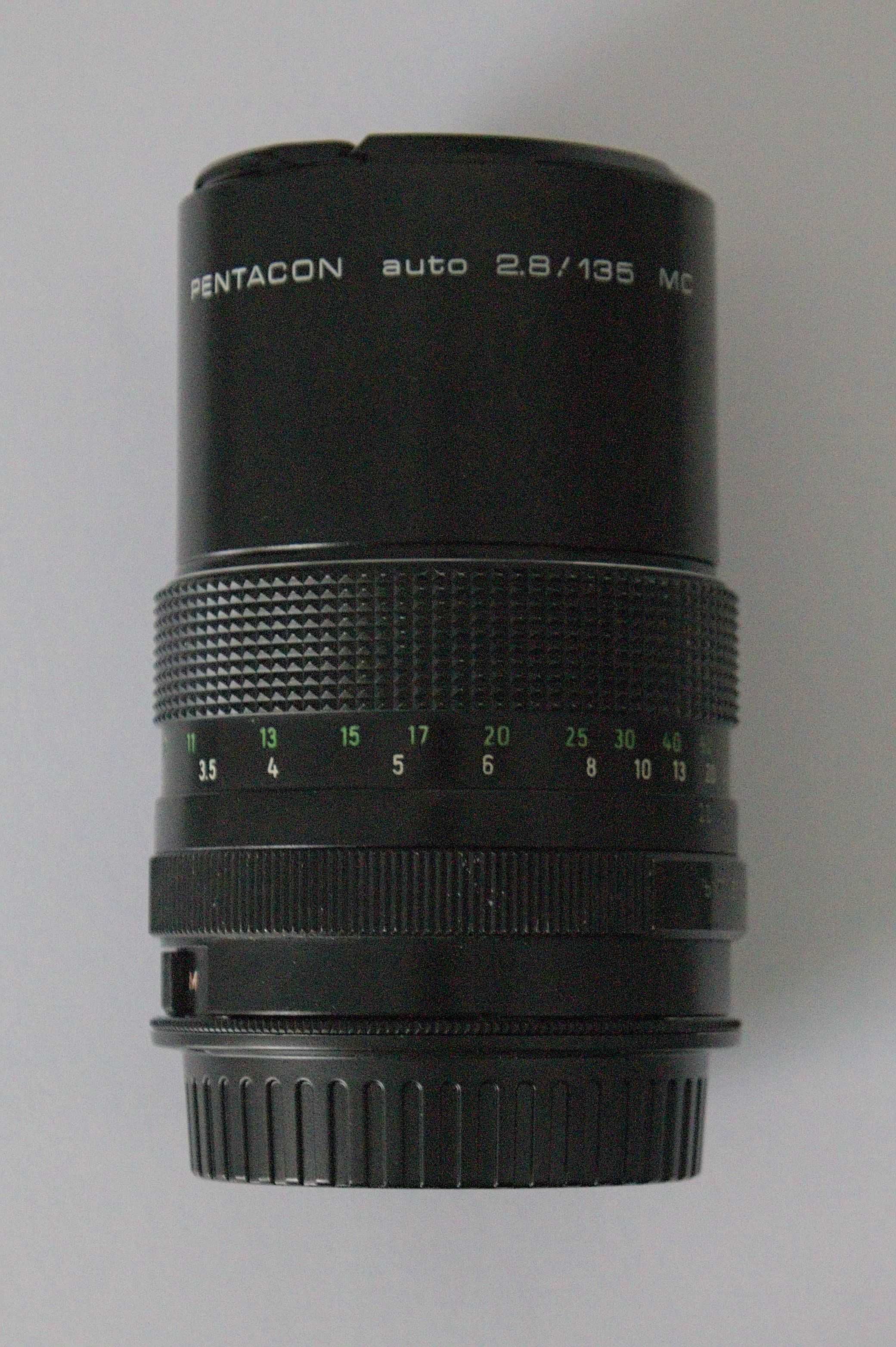 PENTACON auto 2.8/135mm MC com adaptador Canon EF