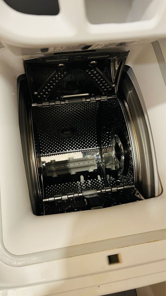 Pralka Whirlpool
