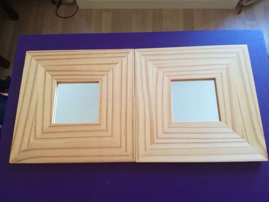 Espelhos Quadrados Malma de parede em Moldura de Madeira de pinho