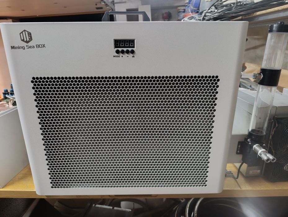 Radiador de refrigeração líquida de 12,8 kW até 2 unidades ASIC