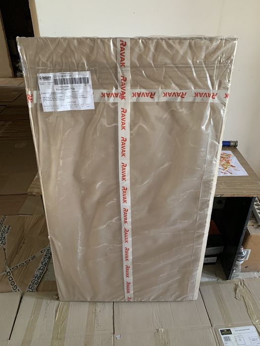 Шторка скло для ванної