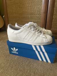 Adidas superstar