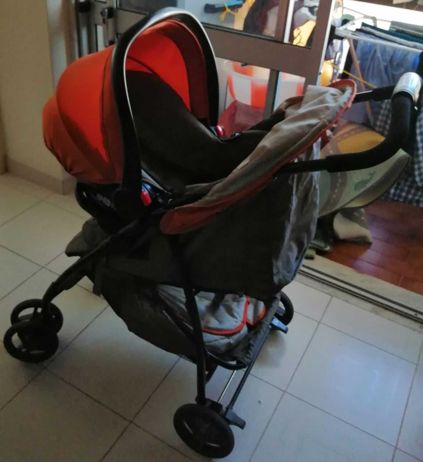 Carrinho + Ovo Marca Graco
