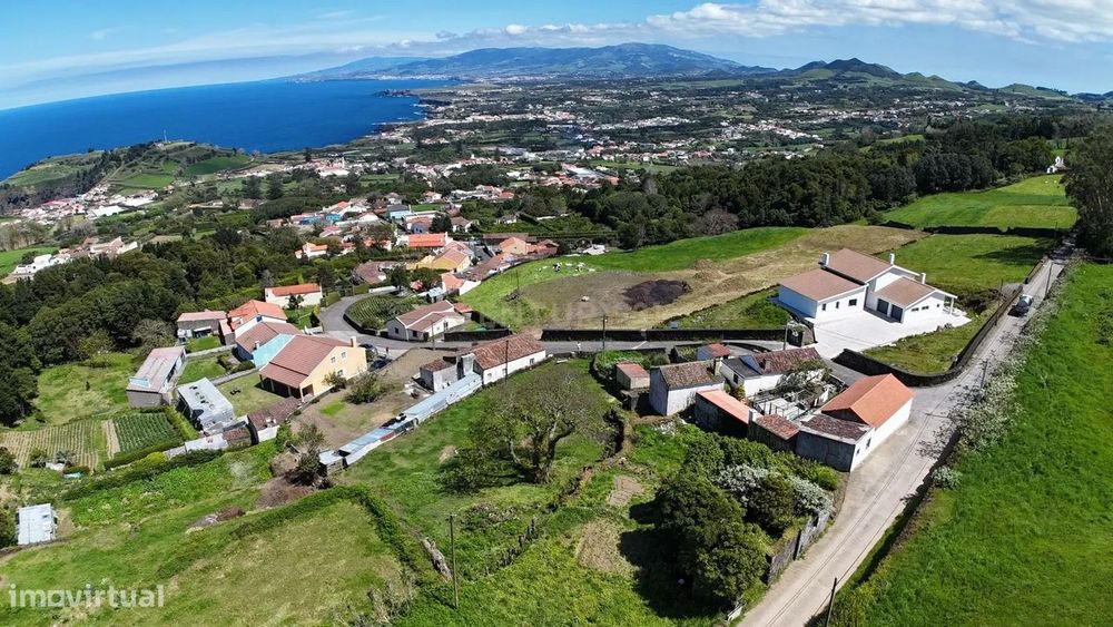 Terreno Rústico em Capelas - Terreno para Construção