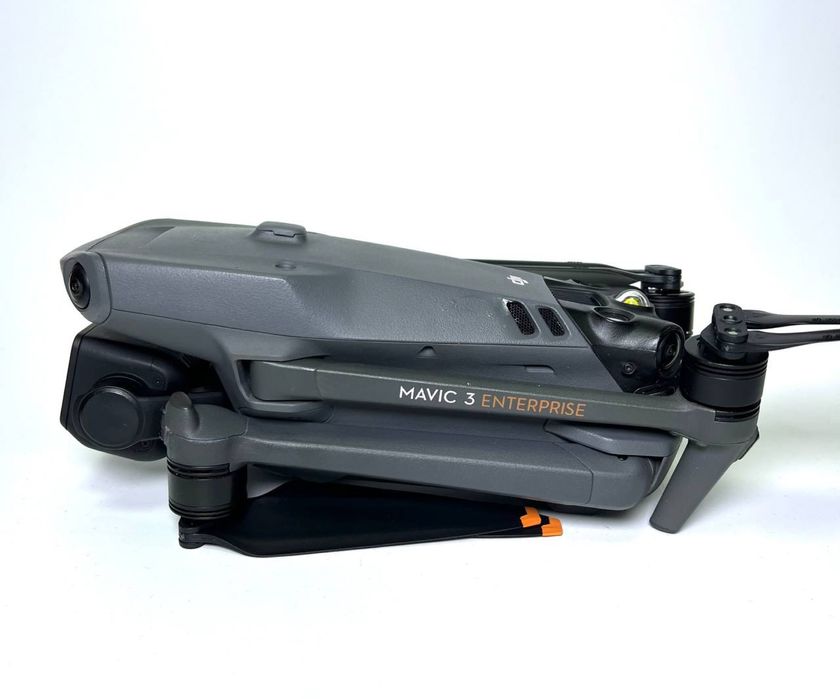 Дрон Dji mavic 3 Е тушка+акб+пропи