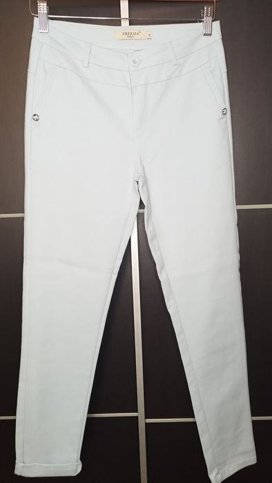Vendo conjunto de roupa de mulher. +150artigos. Braga.