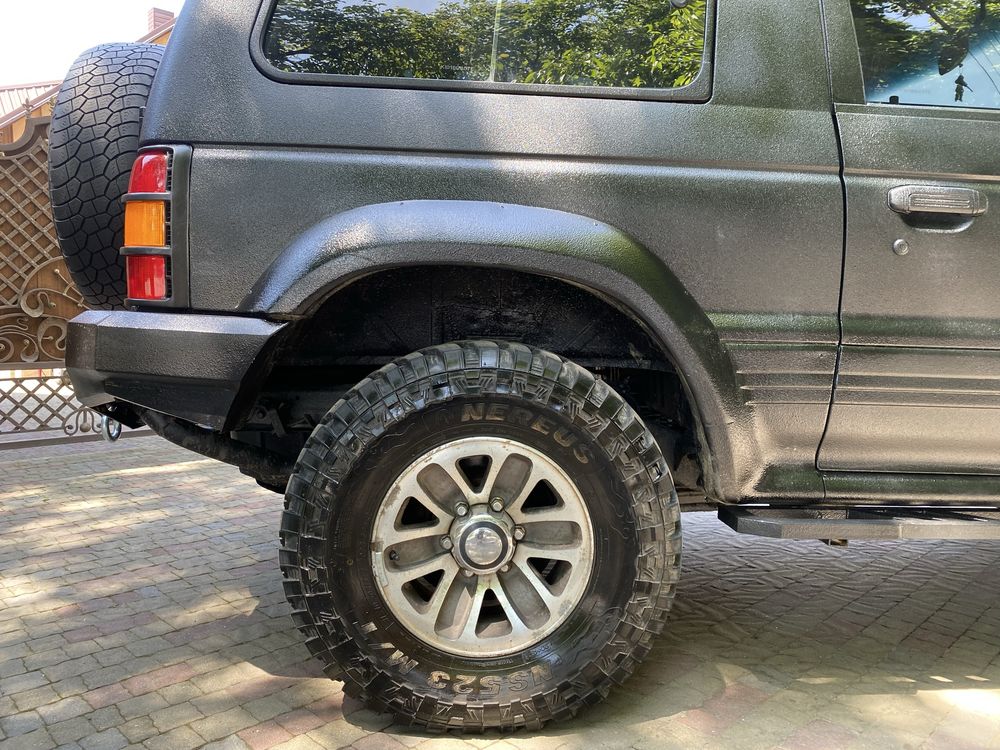 Mitsubishi Pajero 2