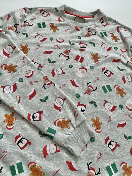 Святковий світшот з новорічним принтом