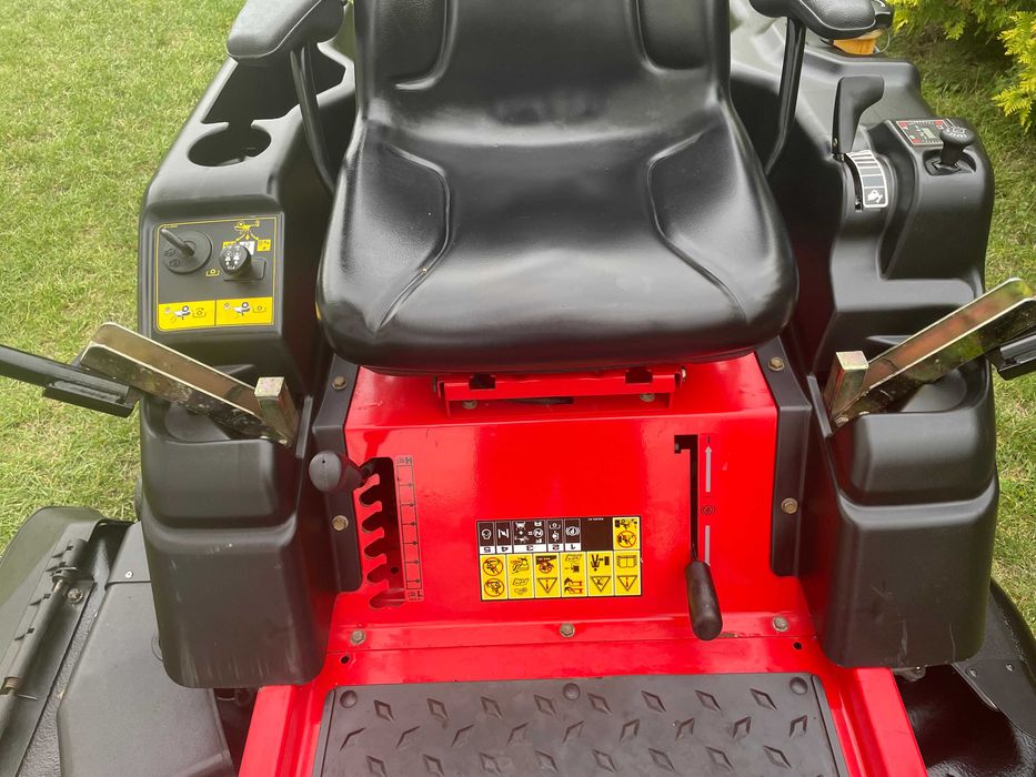 Kosiarka o zerowym promieniu skrętu Massey Ferguson MF 50-22zt
