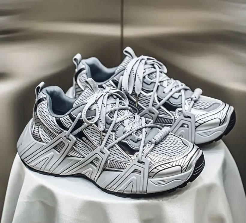 Кросівки жіночі Balenciaga