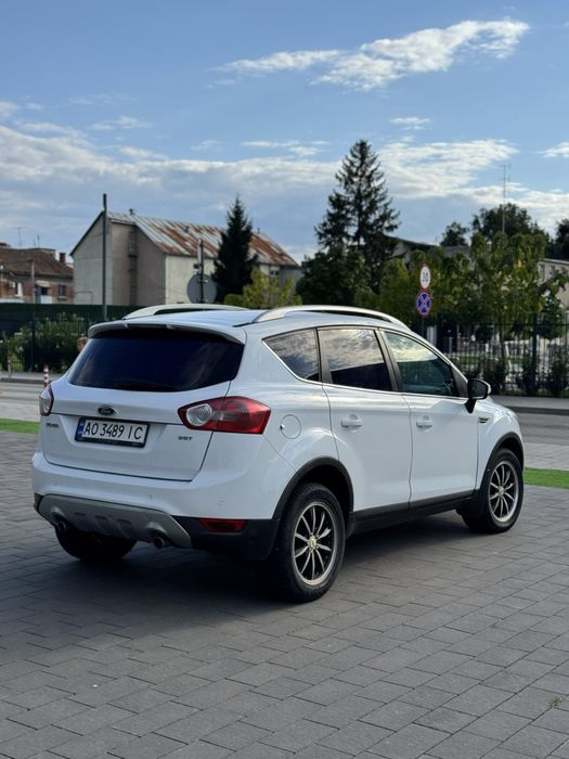 Продається чудовий позашляховик