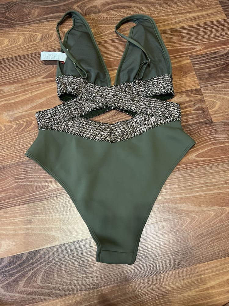 Calzedonia River Island купальники розмір М-L.