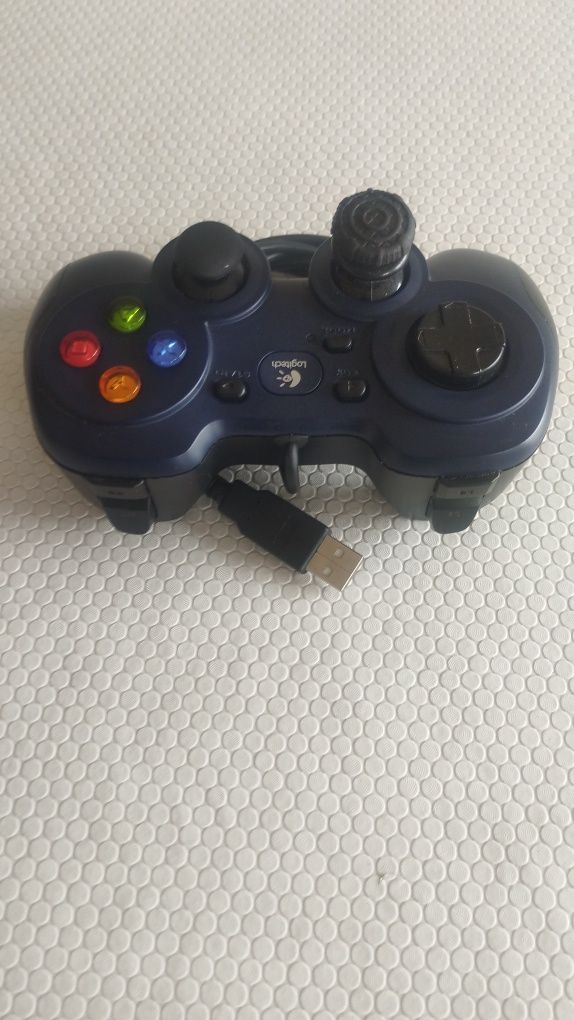 Comando Logitech c/ extensores de joystick
