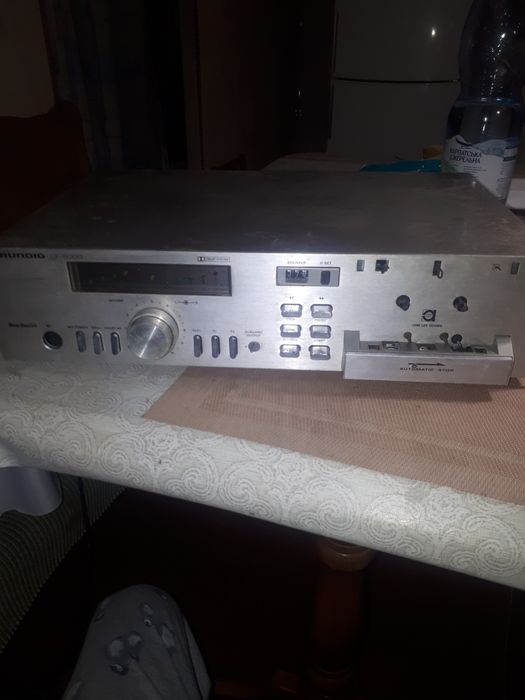 Продам Грюндік CF5000