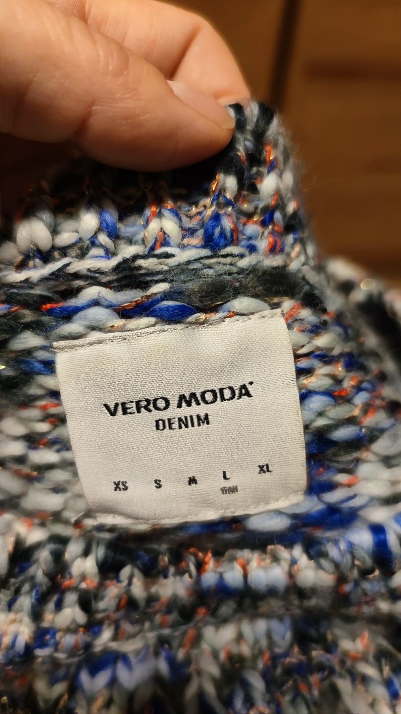 Damski sweter Vero Moda z wełną