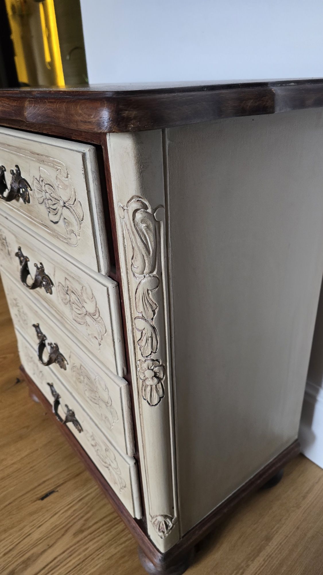 Komoda Vintage  drewno