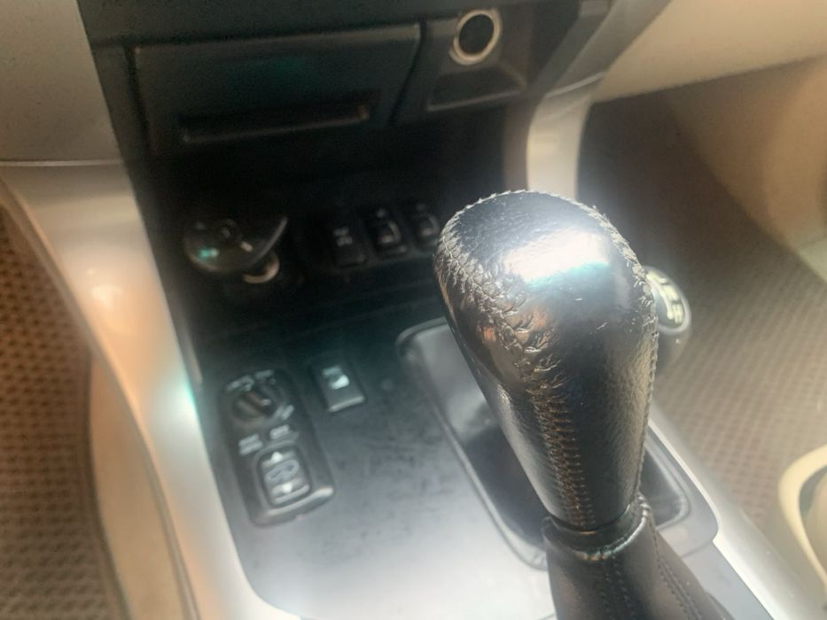 LAND CRUISER Прадо 120 рама идеал без подкрасов обслужена грязи не вид