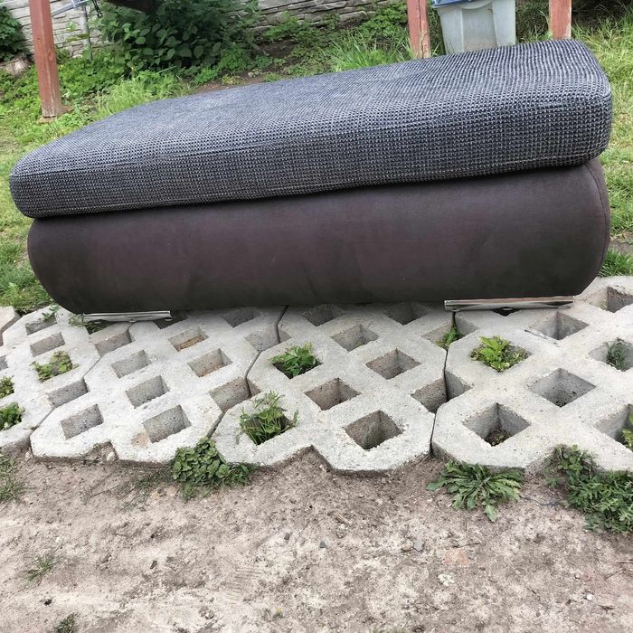 Duża pufa otwierana