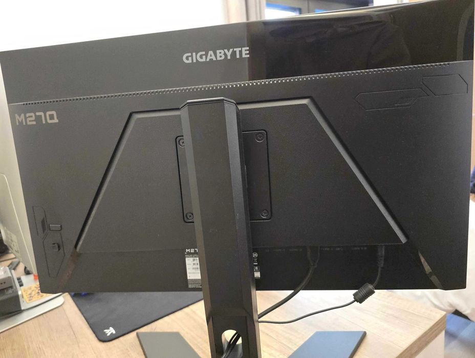 Monitor Gigabyte M27Q 27" 2k 2,560 x 1,440 170hz