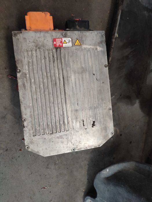 Moduł ładowania akumulatora 5QE915681G