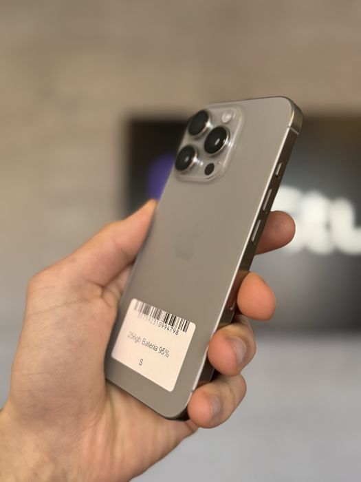 RATY 0% iPhone 16 Pro 256GB BATERIA 95% GWARANCJA 12 miesiecy!!!