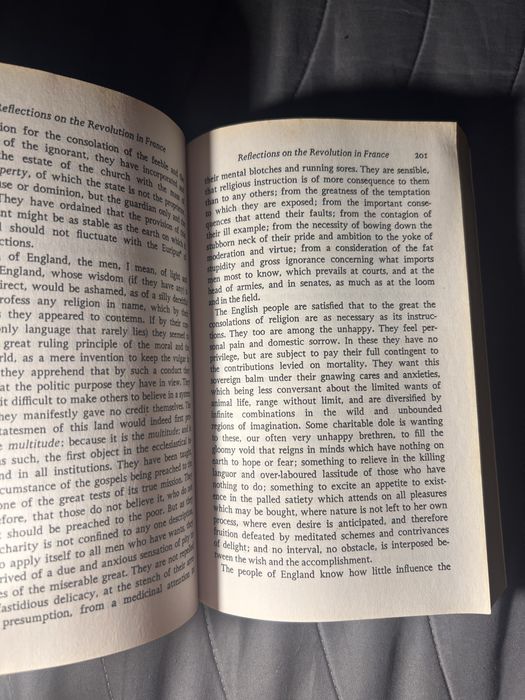 Livro “Reflections on the Revolution in France” - Edmund Burke