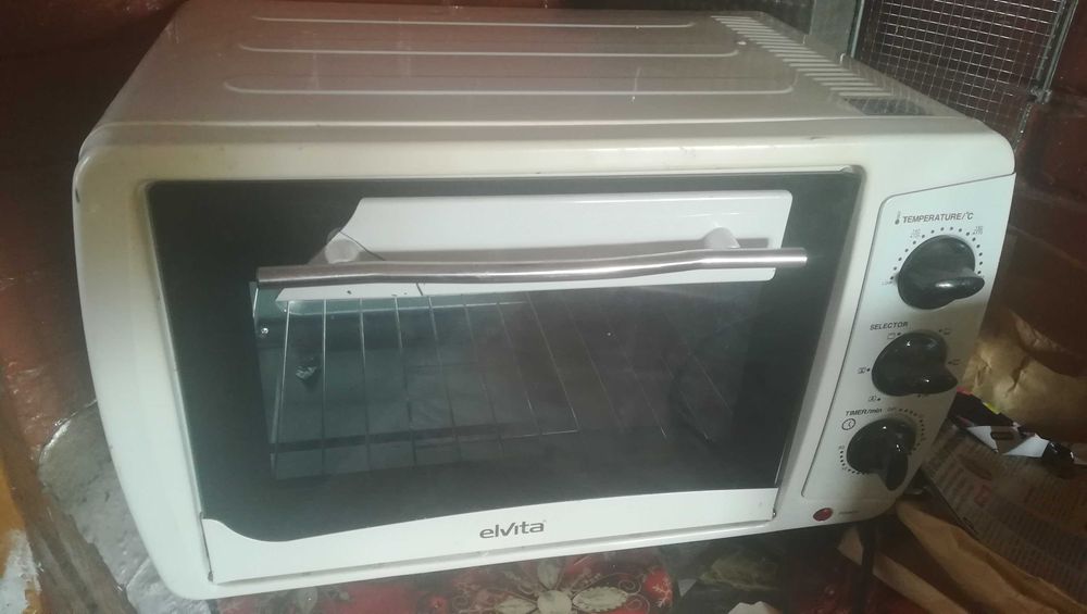 Piekarnik elektryczny wolnostojący Elvita 1500W student dom praca