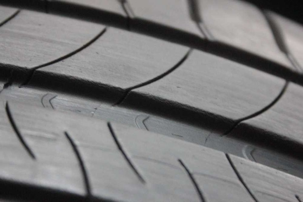 205/55/16 Michelin Energy Saver + 205/55 R16 91H