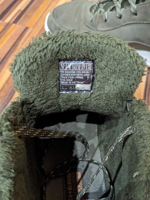 Продам  красовки SKECHERS.