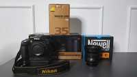 Nikon D5300 + Nikkor 35mm 1.8 +Tamron 70-300mm f:4-5.6+ grip Newell