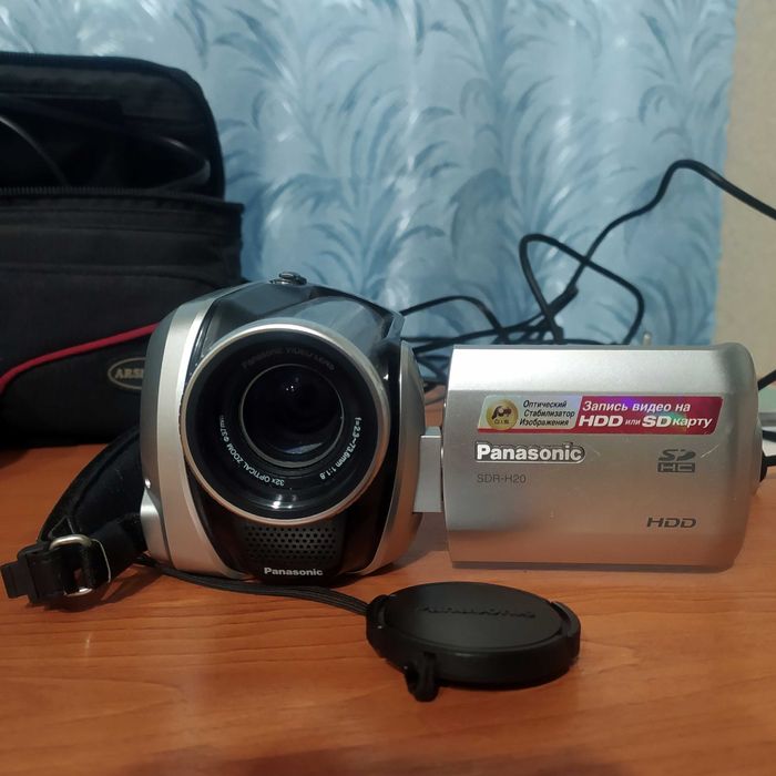 Видеокамера Panasonic SDR-H20
