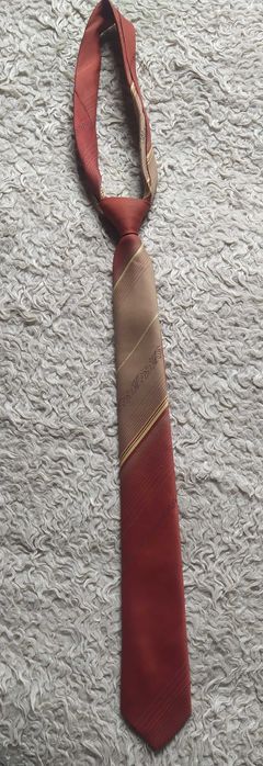 Краватки чоловічі