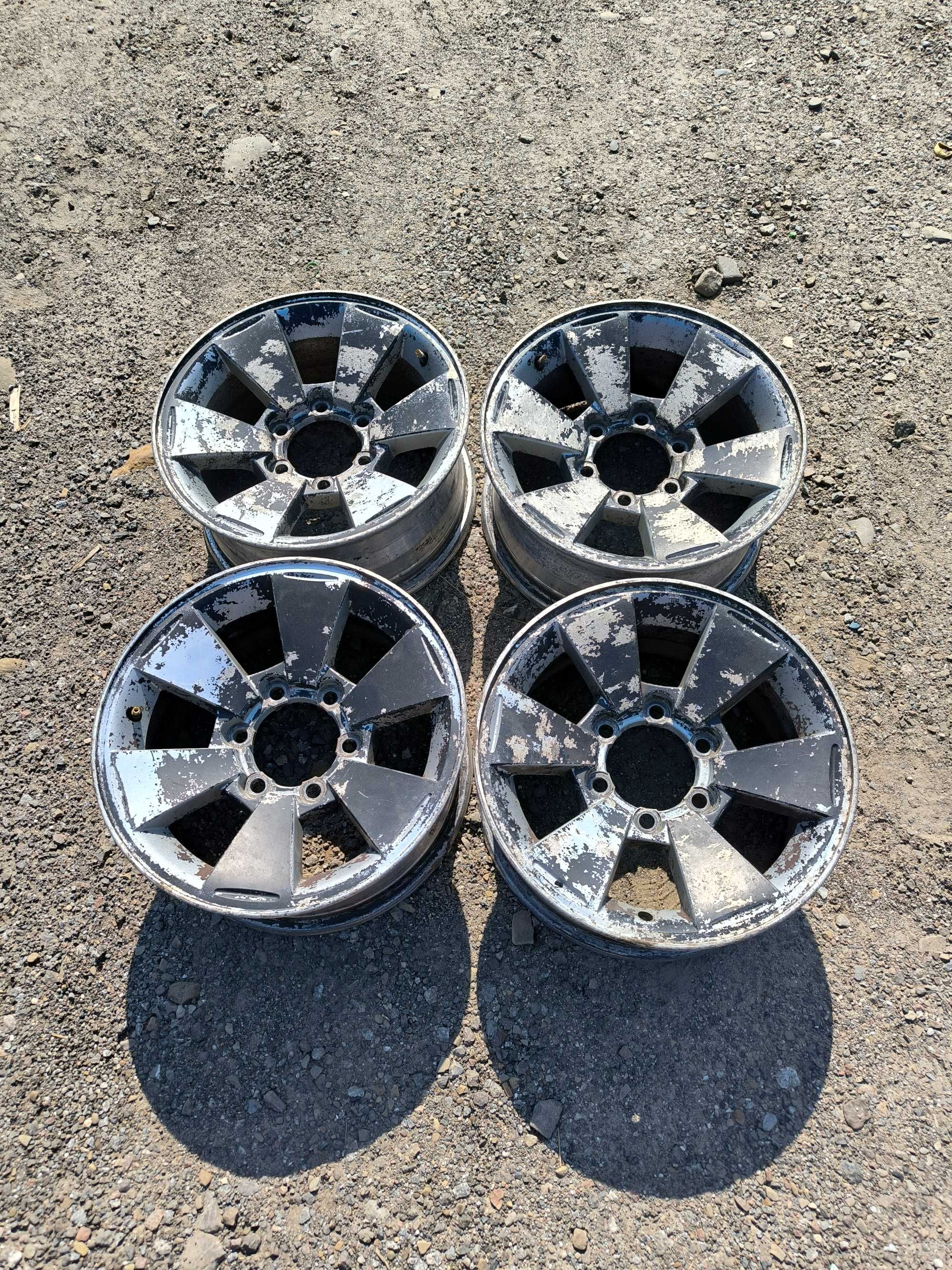 Диски 6 139.7 r16 et 10 оригінал л 200 паджеро