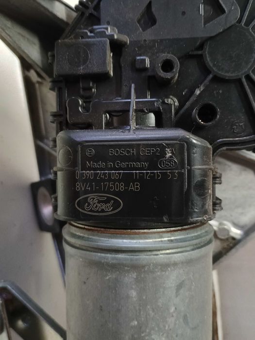 Mechanizm wycieraczek FORD Kuga MK1