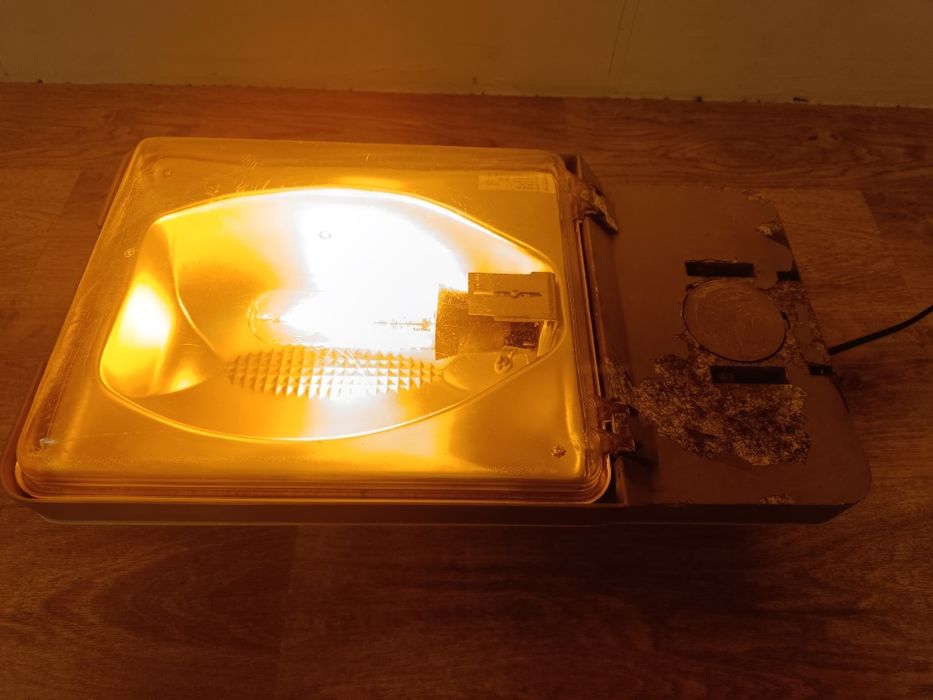 Lampa uliczna oświetleniowa