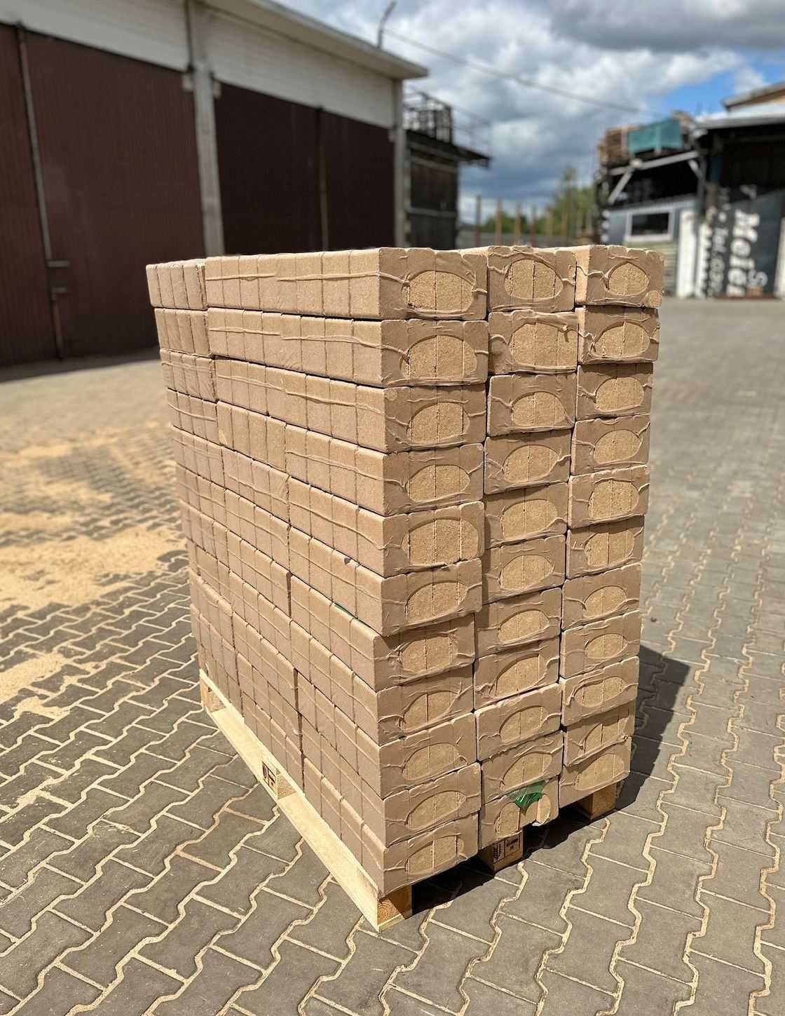 Brykiet Drzewny RUF, Paleta 960kg, Sosna-Dąb, Dowóz Gratis