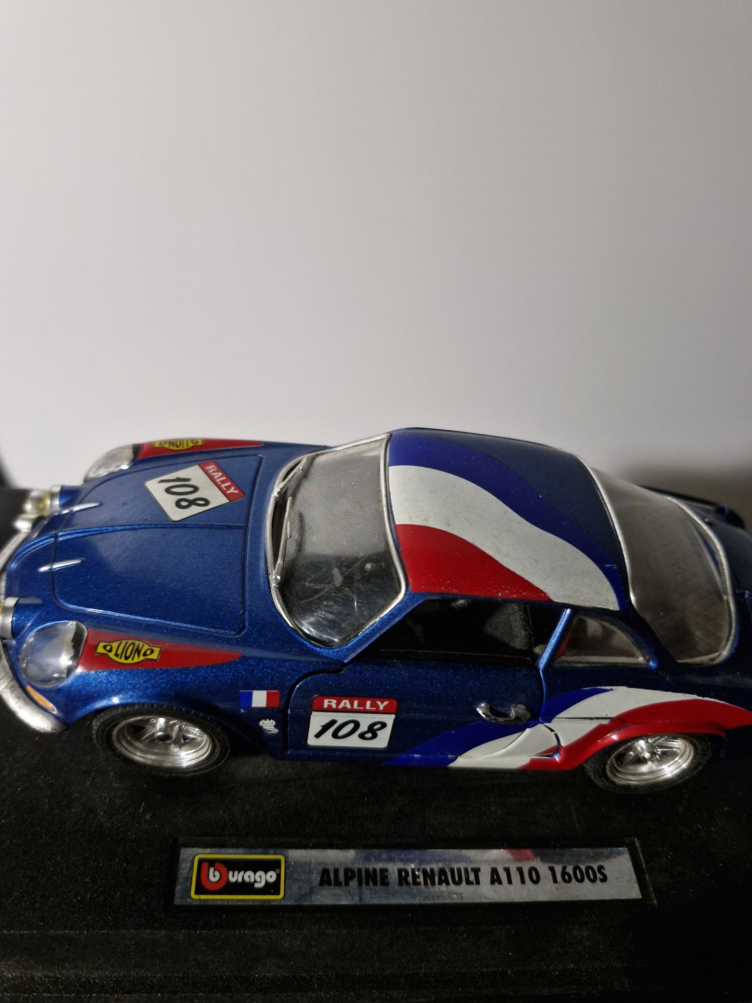 Carrinho miniatura alpine renault a110 .