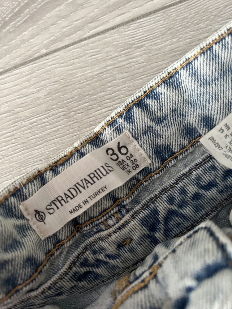 Spodenki jeansowe stradivarius 36