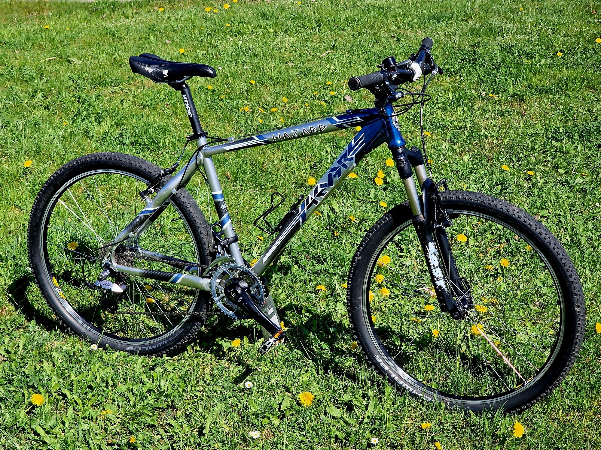 Rower MTB 4EVER HAZARD 18,5" Koła 26" RST OMEGA SL 100mm Shimano Deore