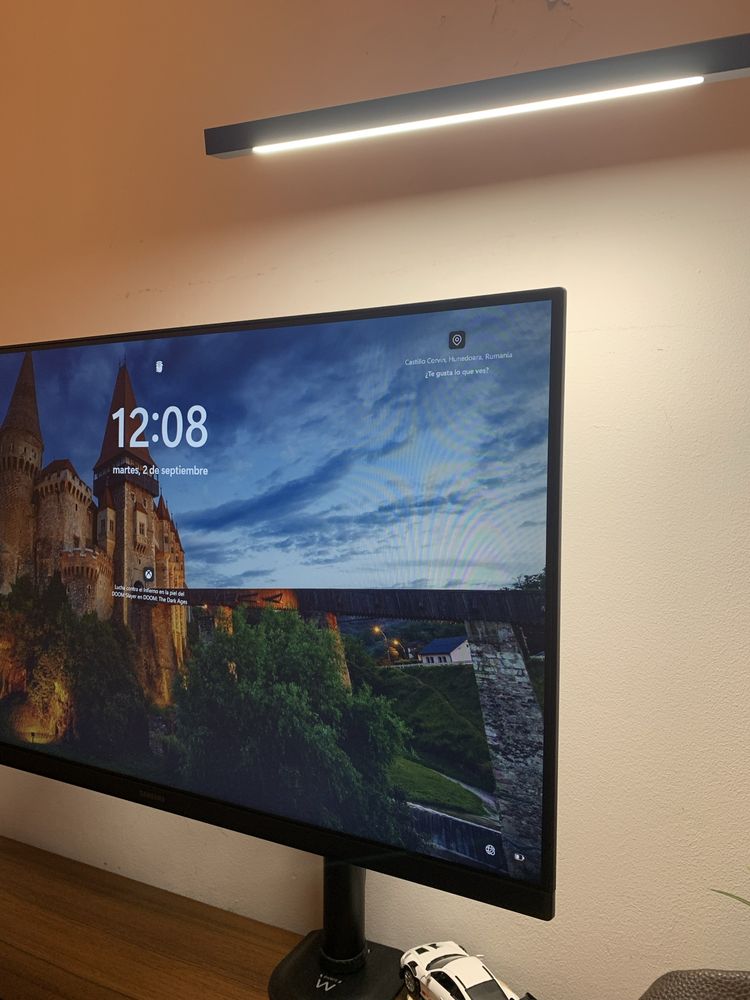 Monitor Samsung Essential 24 polegadas