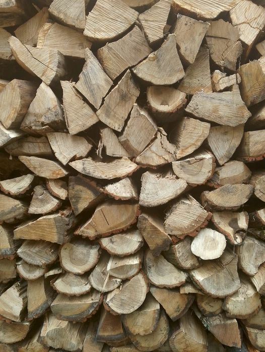 Sprzedam drewno kominkowe.