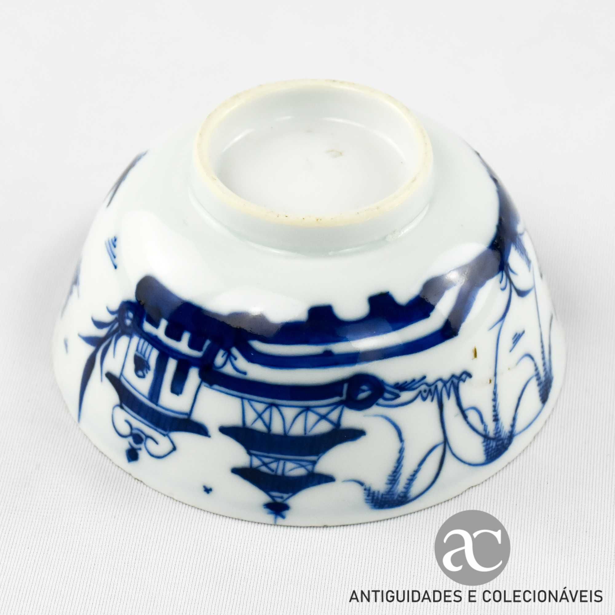 Taça Porcelana da China decoração Azul e Branca Dinastia Qing