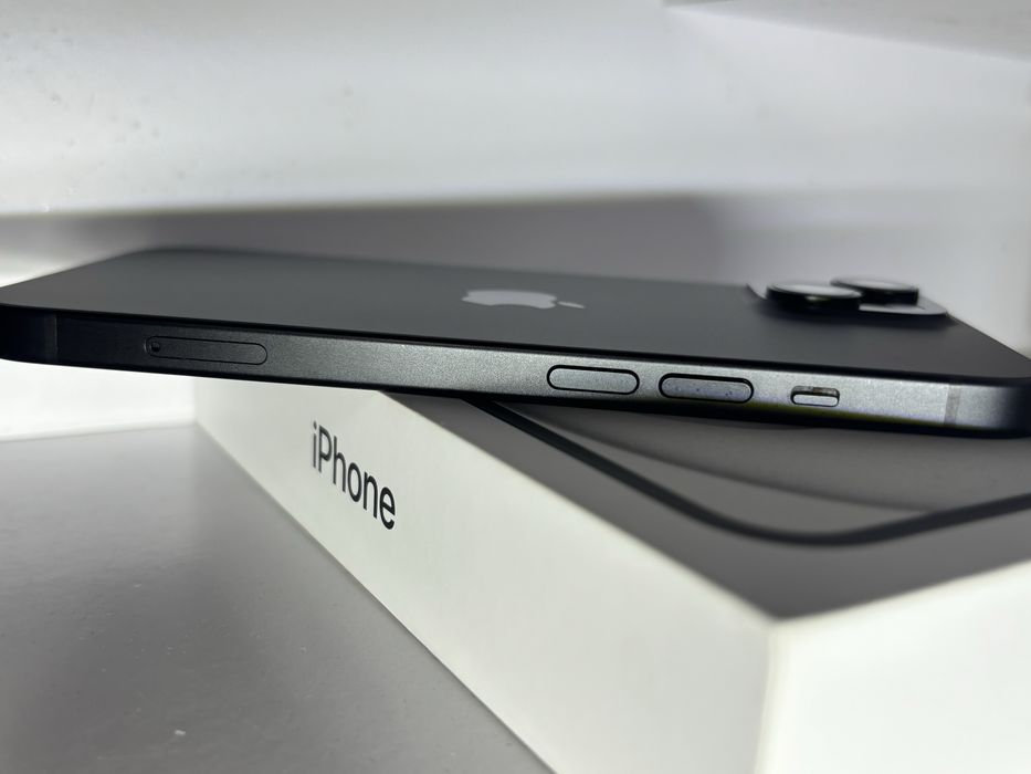 iPhone 15 128 GB
